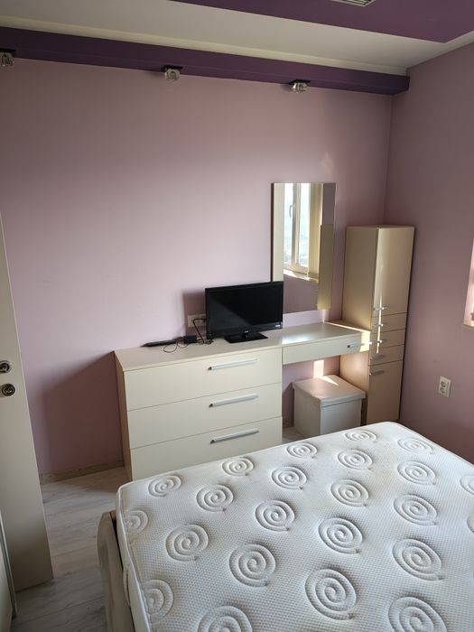 Дава се под наем Двустаен апартамент в Благоевград, Освобождение - 55 кв.м за 90000 € - Снимка #4