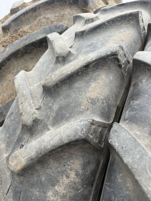 270/95r48 bkt tractor