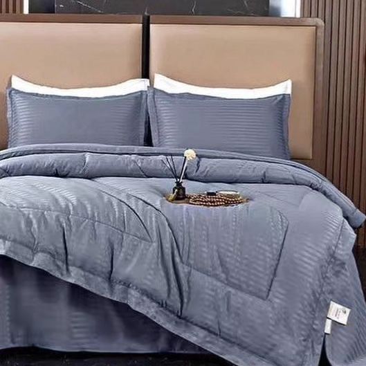 Набор страйп сатин с одеялом