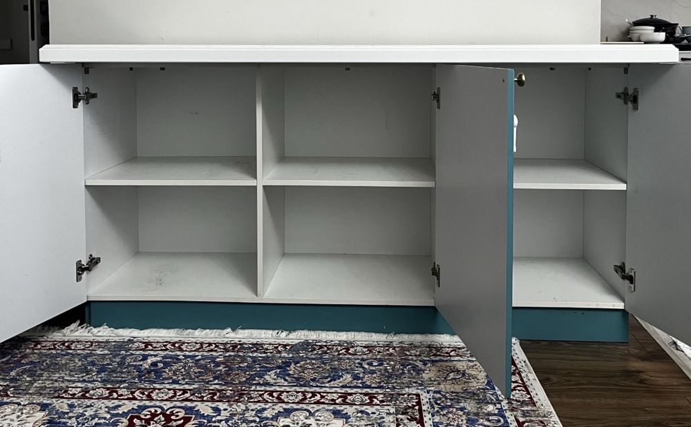 Продам кухонный гарнитур остров