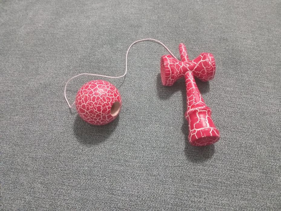 Jucărie Kendama, Mare, puțin folosita, stare f buna