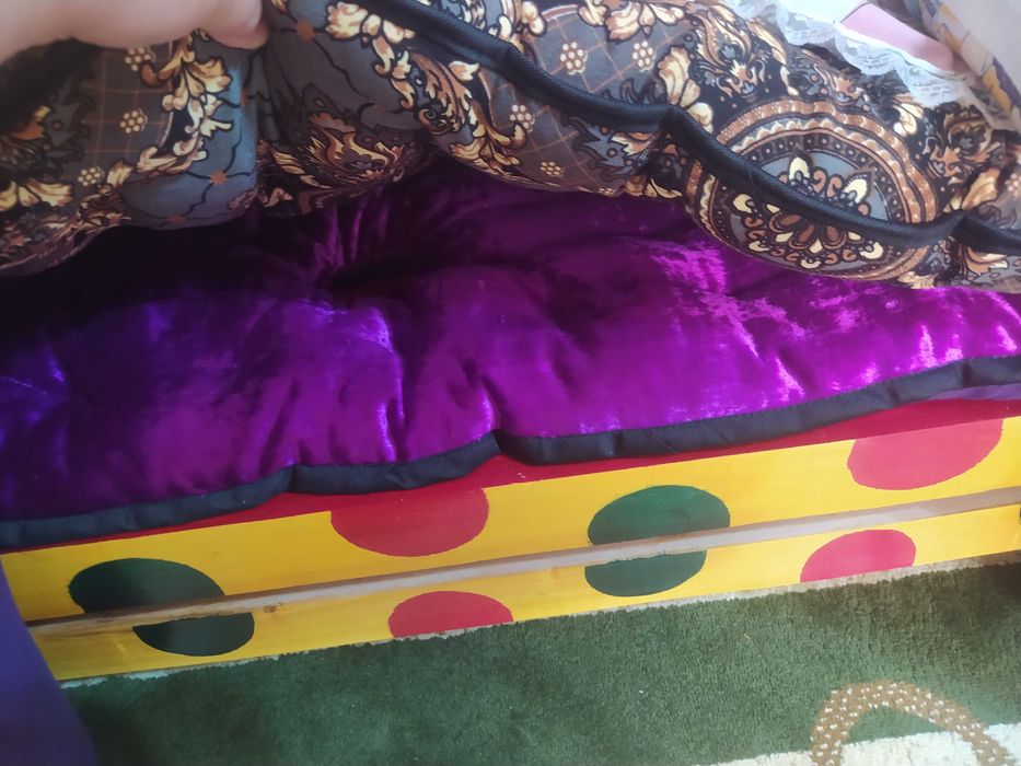 Бешик, янги умуман ишлатилмаган, хамма нарсани бор,