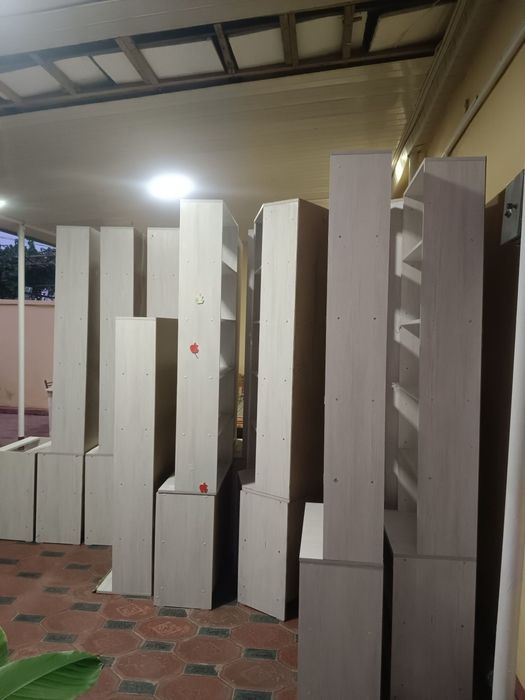 Sotuv uchun polkalar