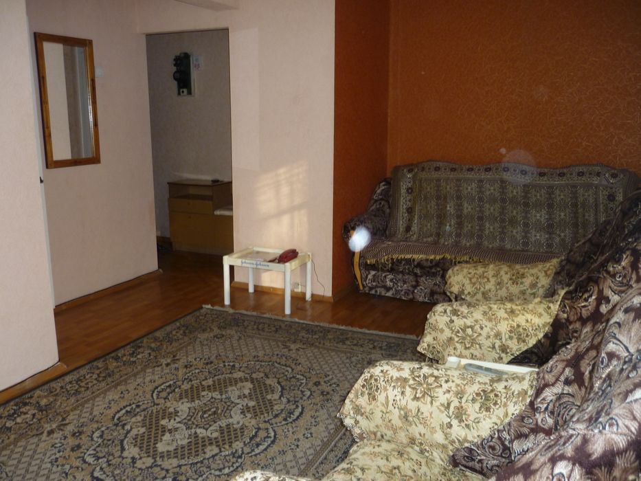 Продам 1,5   Проспект Независимости 25/1