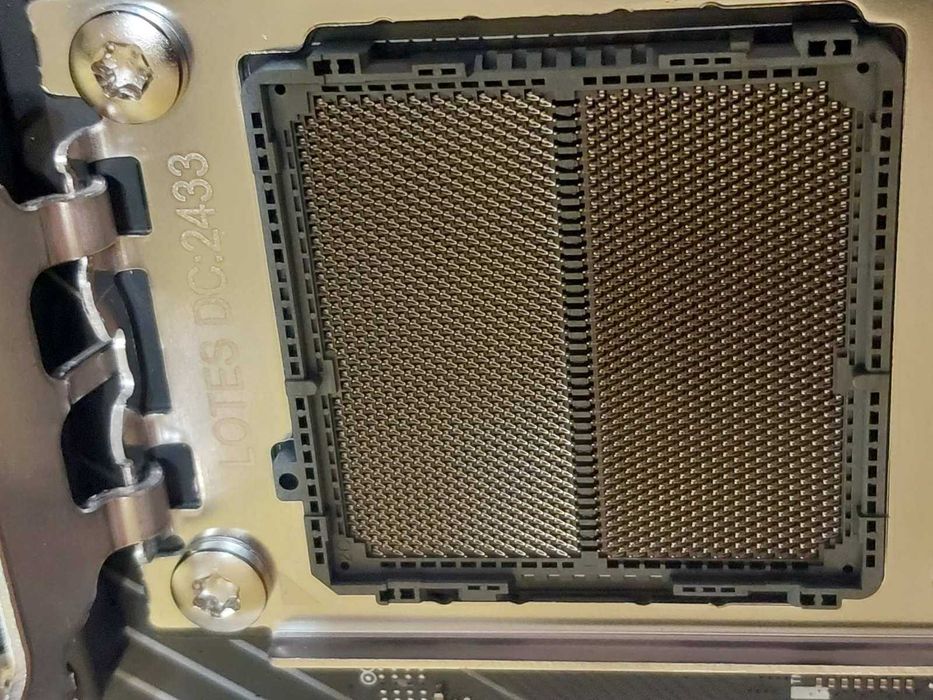 AMD Ryzen 5 7600X + MSI Pro B650-A Wi-Fi