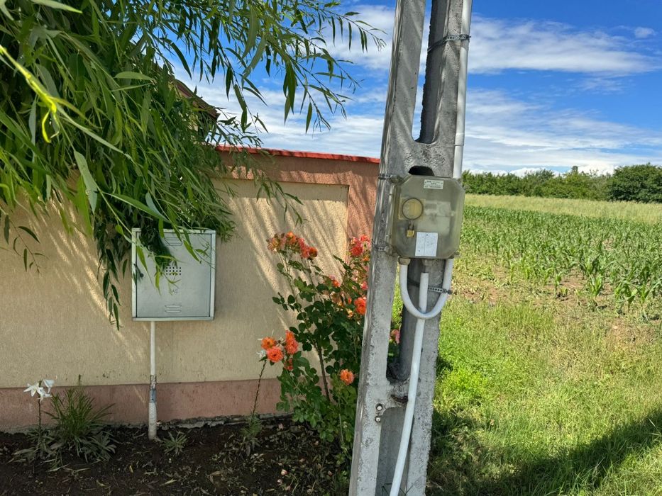 Teren 8.800mp Mioveni / acces drum public / utilități aproape / investiție