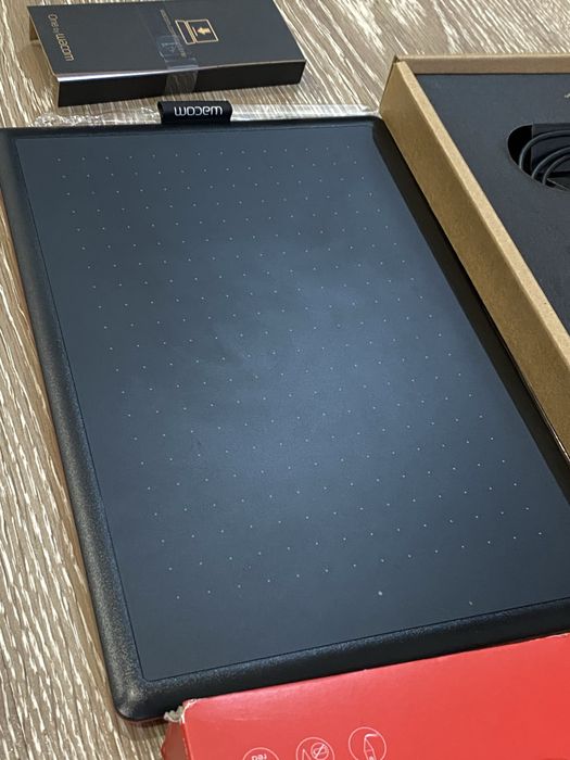Продам графический планшет Wacom CTL-672-N