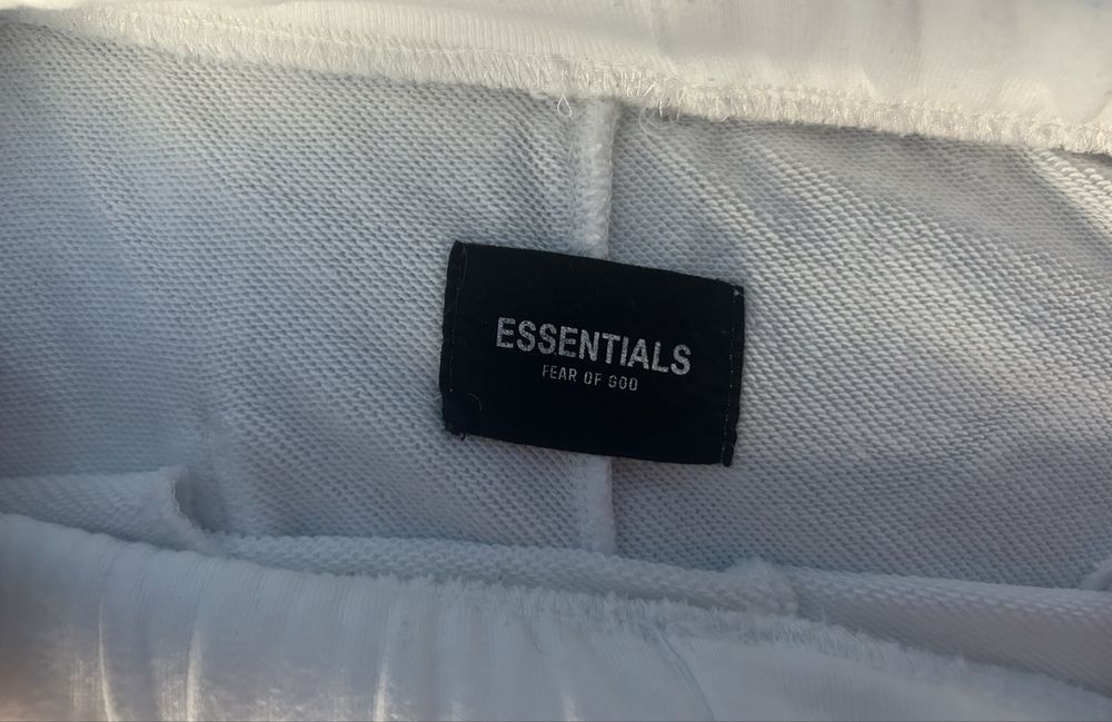 Спортен панталон/Анцуг ESSENTIALS