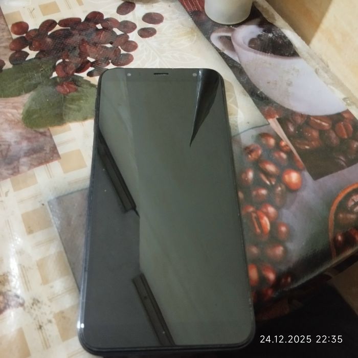 продам телефон Galaxy J 4+ в хорошем рабочем состоянии