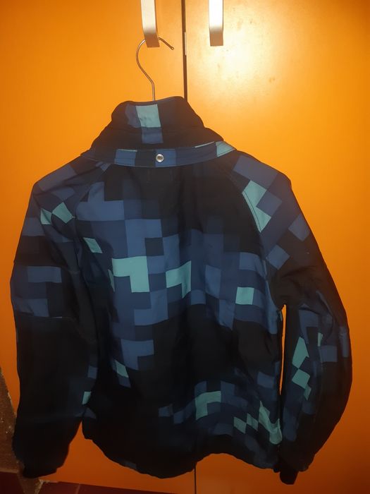 Vând scurtă termo H&M 152 cm