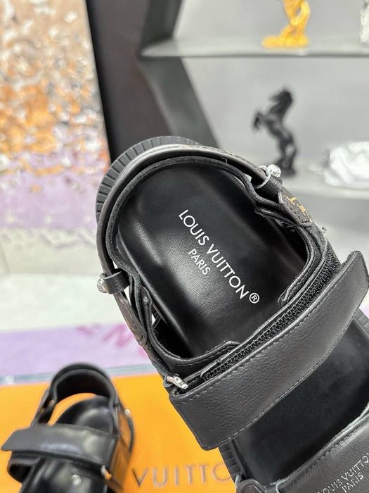 Луксозни дамски сандали - Louis Vuitton 38 и 39 номер