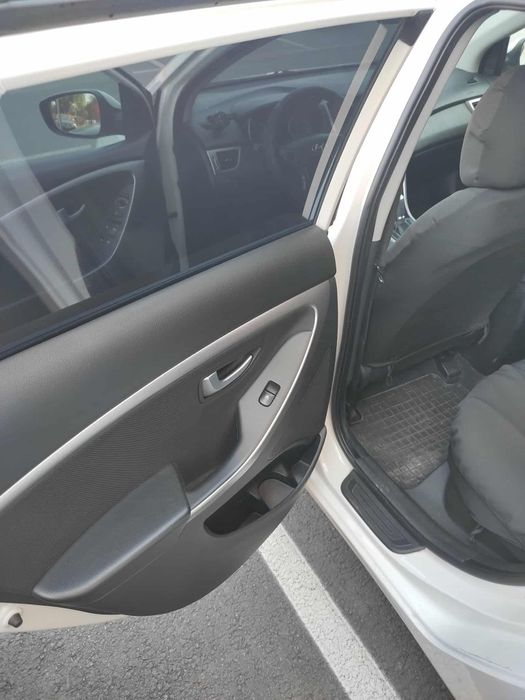 Хюндай и 30 комби