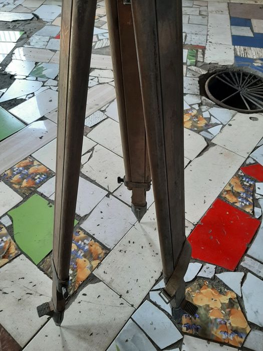 Продам невелир советский