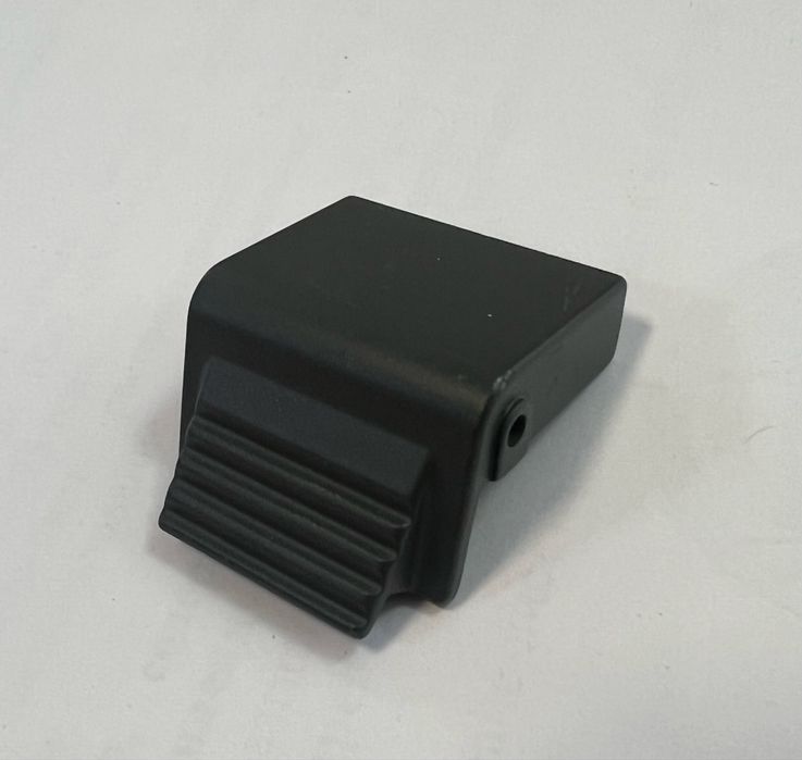 Защелка фиксатор на аккумулятор