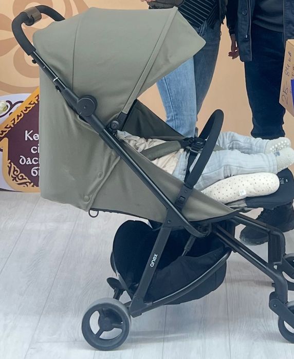 Продам коляска Anex air z