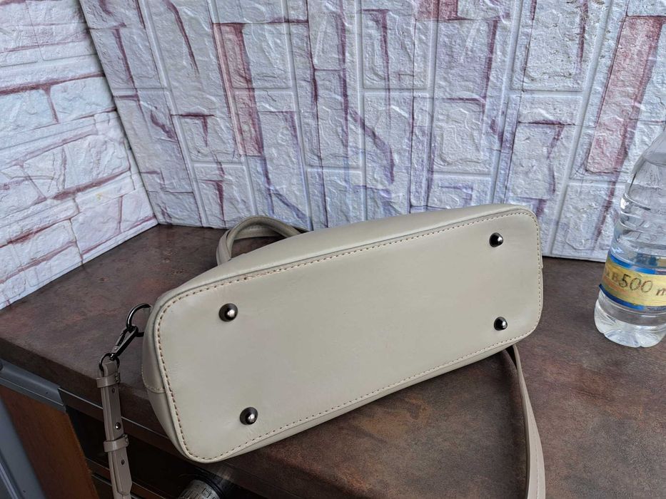 дамска чанта,бежова кожена чанта-естествена кожа