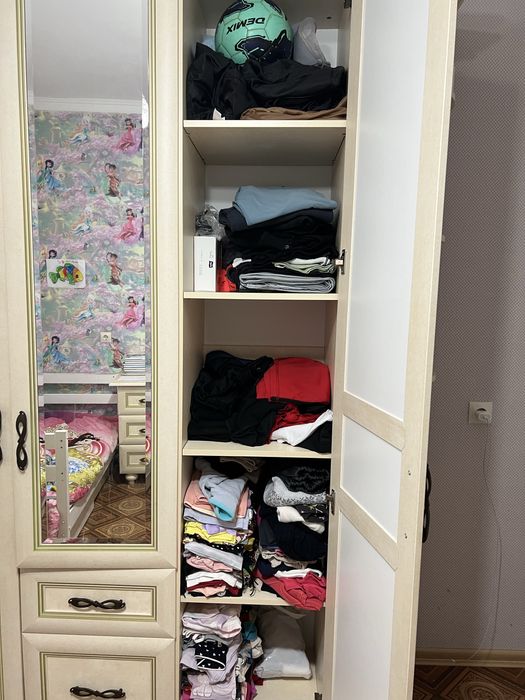 Продам шифоньер шкаф