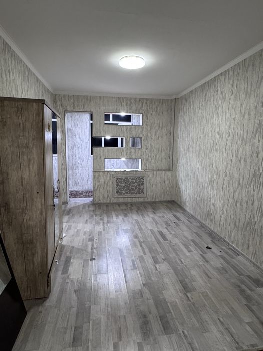 Продам квартиру 2в3/3/4 Юнусабад-11 АТС.ор-р Kixx магазин.