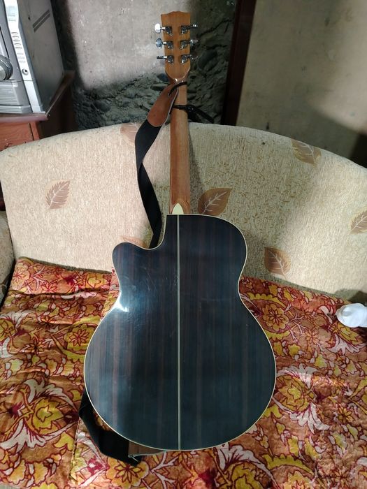 Гитара oriental cherri