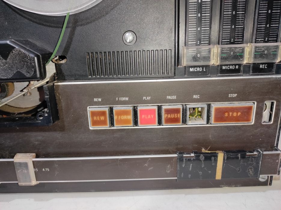 Philips N4510 pornește, pentru piese sau reparatie