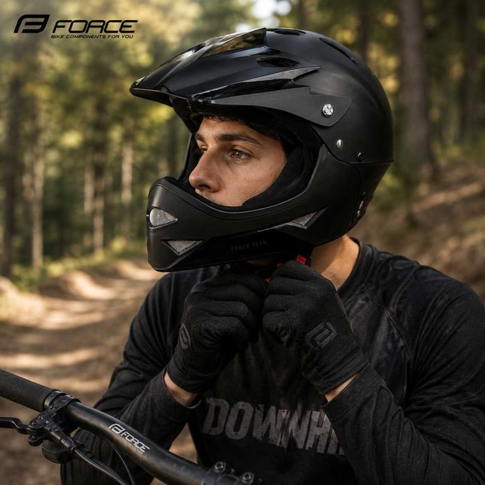 Кросова каска DOWNHILL Full Face, Матово черна, EN Сертификат, Размер S/M