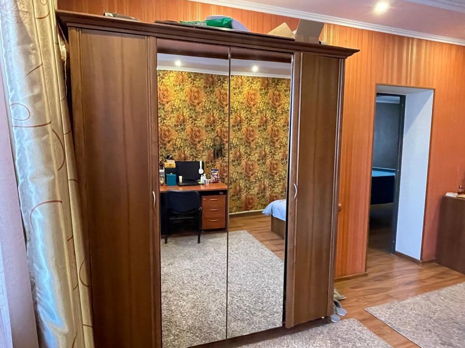 Спальный гарнитур