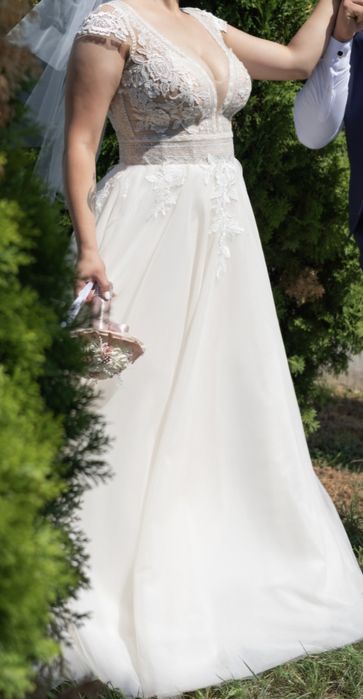 Rochie mireasa.    .