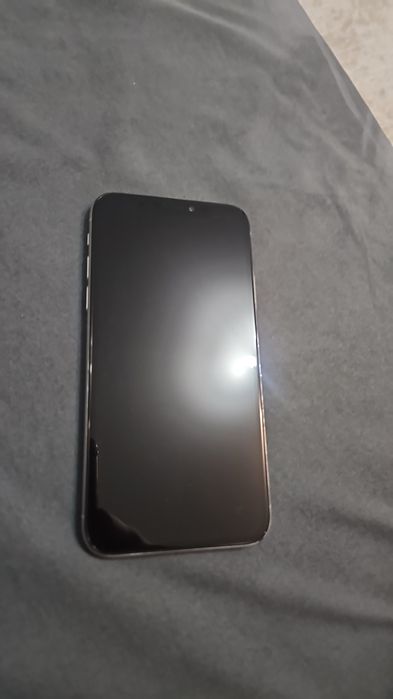 Продам  Айфон 10