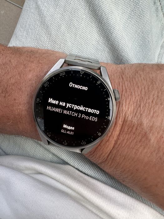 Huawei what 3 pro /много запазен