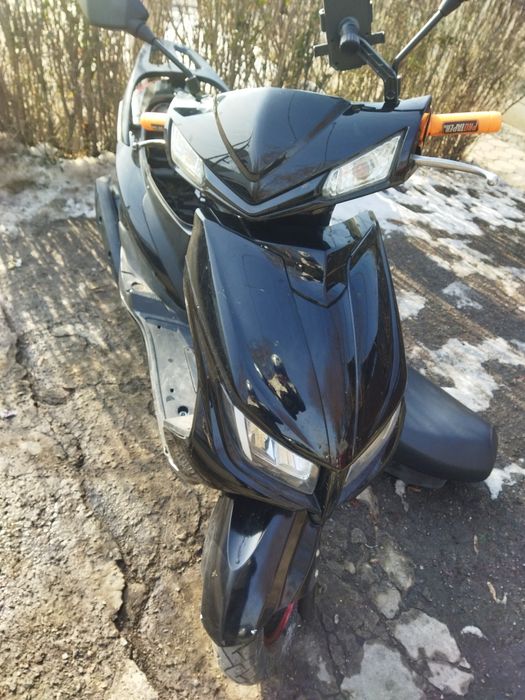 Продам М8 в неплохом состояние!!