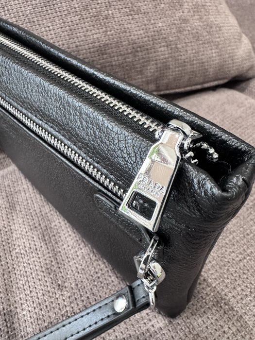 Чанта клъч естесвена кожа Louis vuitton ,Gucci,Prada