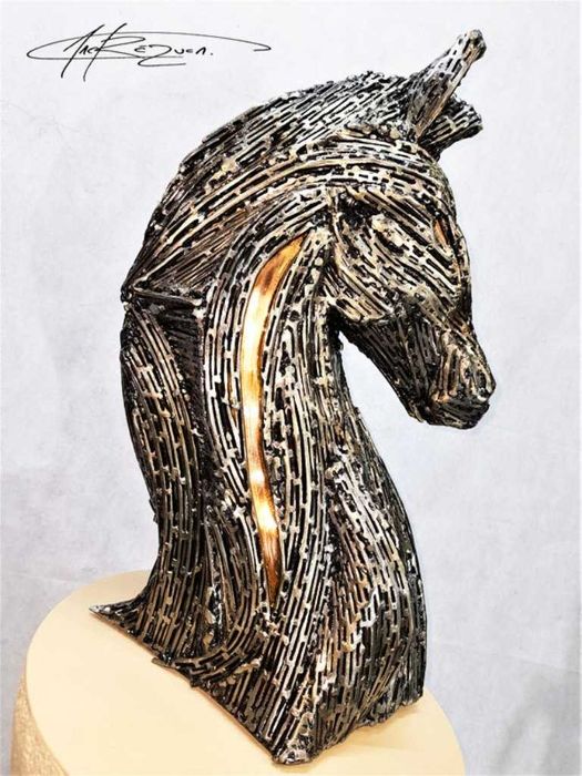 Sculptura Cal- otel si cupru fir otel