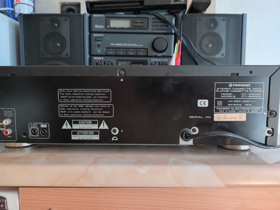 Pioneer CT-W205R  Cassette deck