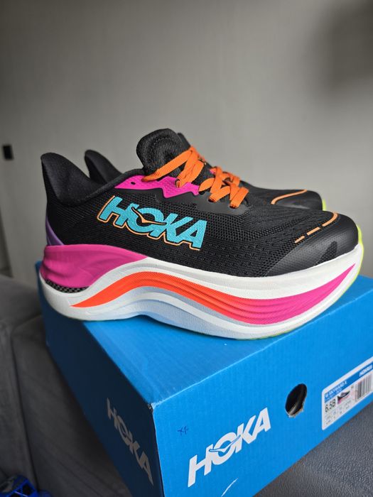 Hoka Skyward X 38 Noi!
