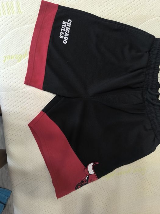 Мъжки къси панталони различни модели