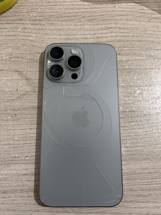 iPHONE 15 pro max 256ГБ