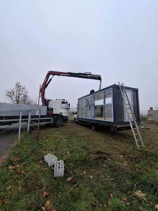 Transport - camion cu macara