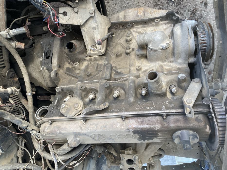 Ауди матор бар 2.3 ,2.2