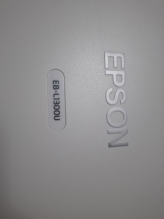 СПЕШНО!!! Epson pro eb-l1300u laser wuxga 3lcd projector with 4k