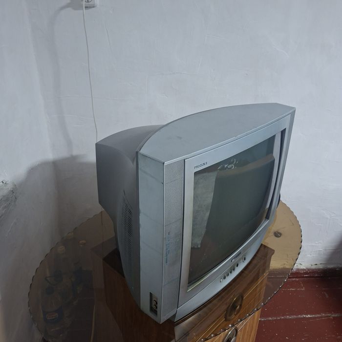 Продам два телевизора