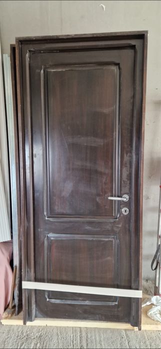 Usi vanzare.