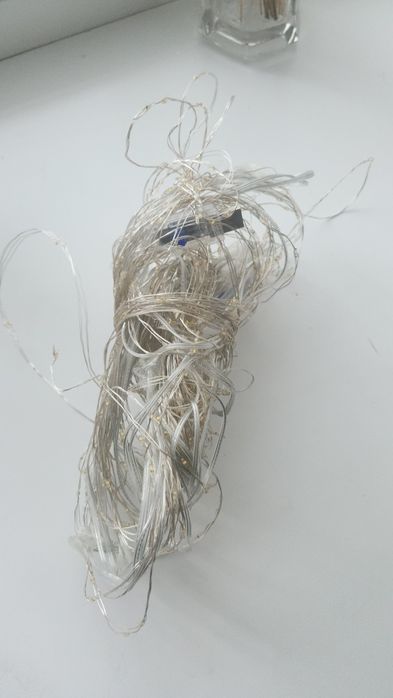 Продам ёлку искусственную.