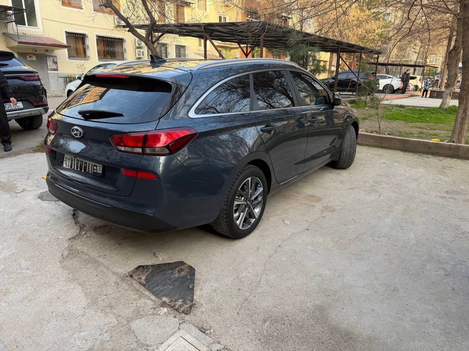 Авто в шикарном сосотяние