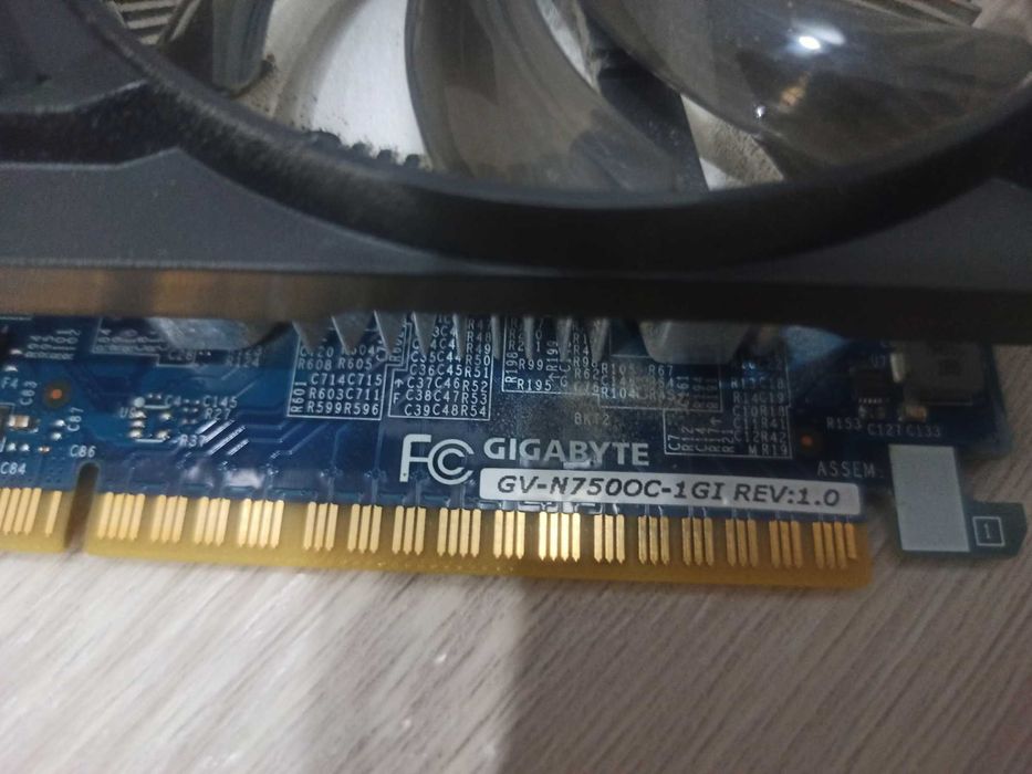 Видеокарта GIGABYTE GeForce GTX 750 OC