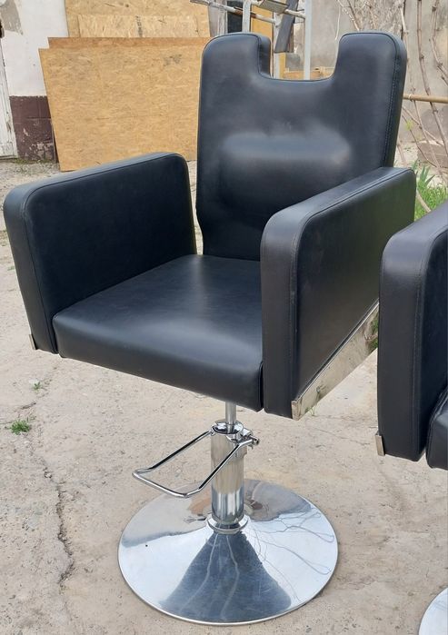 7 шт Кресла парикмахерские