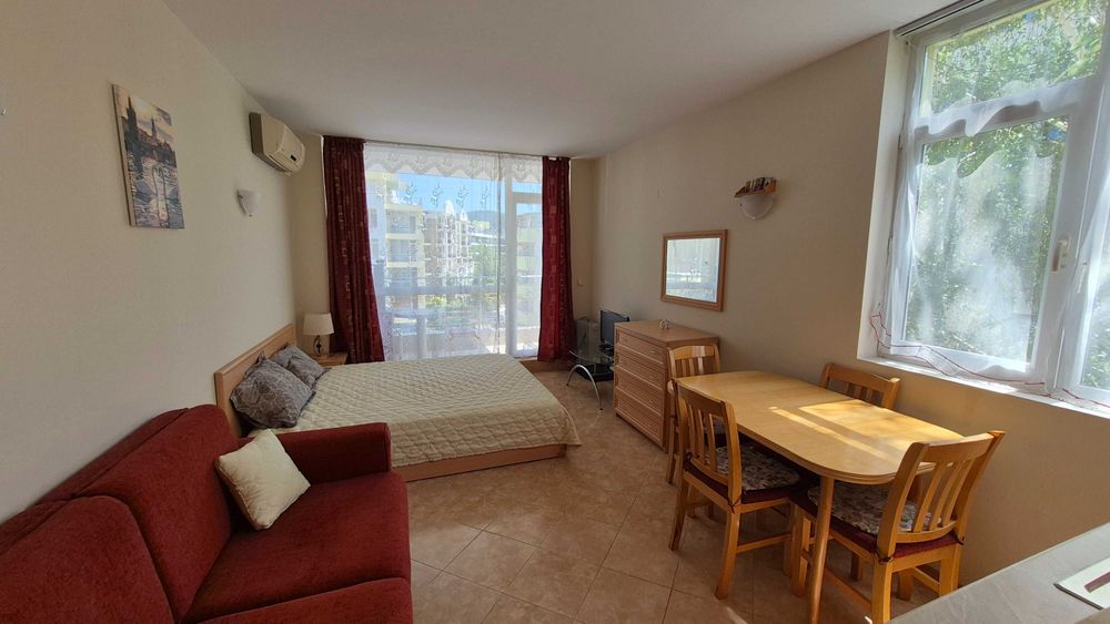 Дава се под наем  в Свети Влас - 43 кв.м за 150 € - Снимка #1