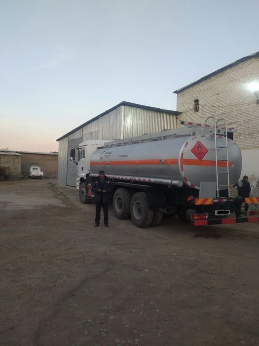 Shacman L 3000 Benzavoz