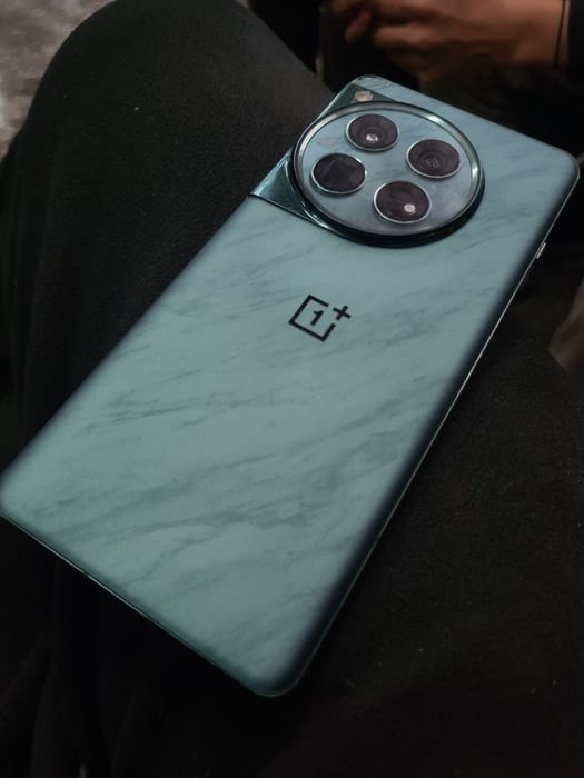 Oneplus 12 16/512