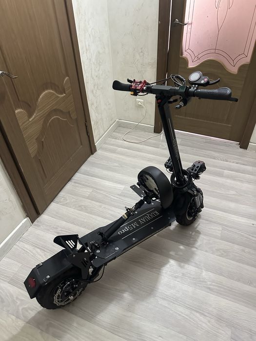 Срочно Самокат Кугвей М5 про