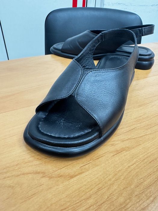 Дамски сандали за работа